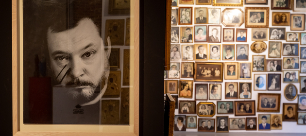 Wystawa Andrzej Różycki. Przejęcia. Między zbieractwem a fotozofią